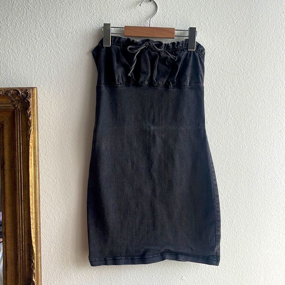 UO Denim Strapless Mini Dress